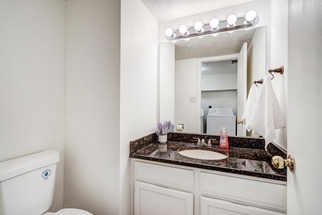 5801 Lowell Street NE UNIT 28B, Albuquerque, NM 87111