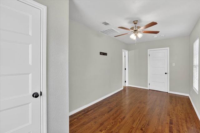 3620 Stadium Drive, Fort Worth, TX 76109