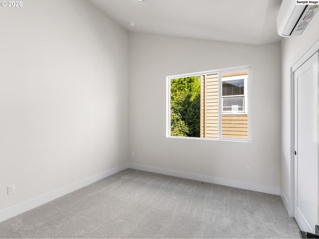 7564 Sw 31st Ave, Portland, OR 97219