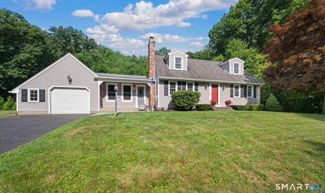 39 Plainfield Street, Enfield, CT 06082