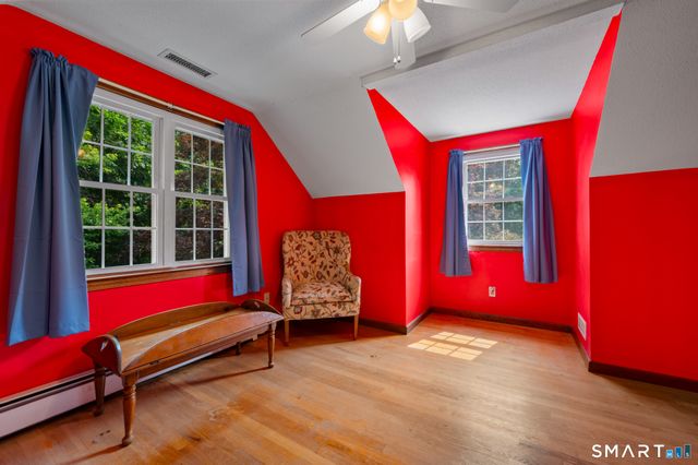 39 Plainfield Street, Enfield, CT 06082