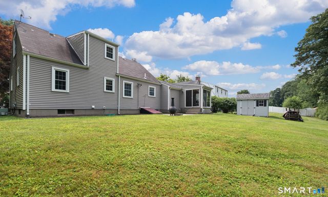 39 Plainfield Street, Enfield, CT 06082