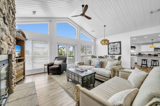 621 Choctaw Drive, Destin, FL 32541