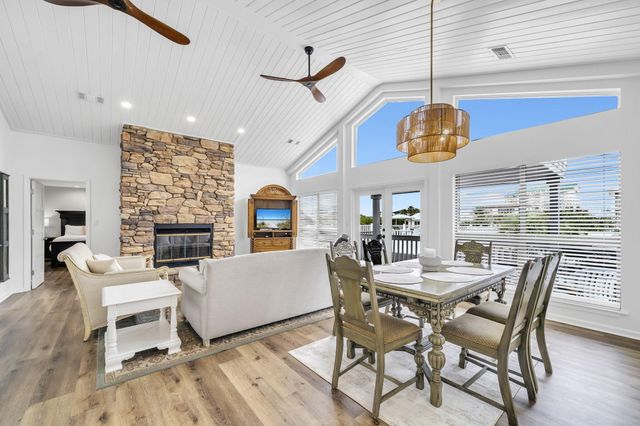 621 Choctaw Drive, Destin, FL 32541