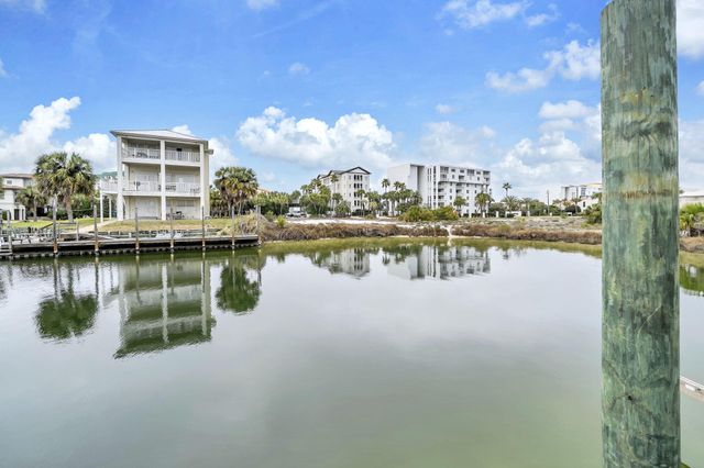 621 Choctaw Drive, Destin, FL 32541