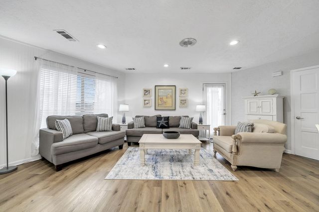 621 Choctaw Drive, Destin, FL 32541