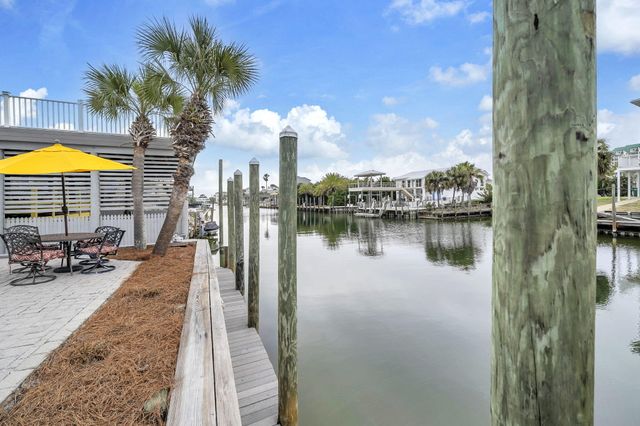 621 Choctaw Drive, Destin, FL 32541