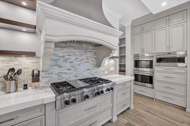 2425 Delmar Place, Fort Lauderdale, FL 33301