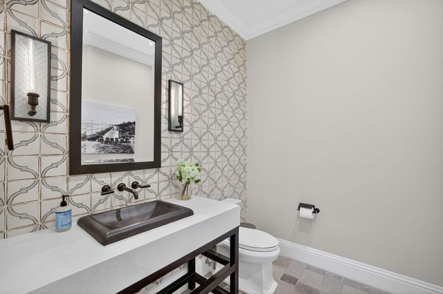 2425 Delmar Place, Fort Lauderdale, FL 33301