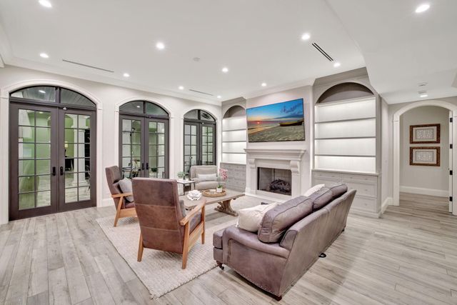 2425 Delmar Place, Fort Lauderdale, FL 33301