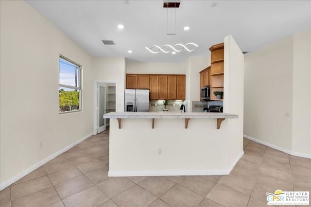 2222 E Wayne Road, Palm Springs, CA 92262