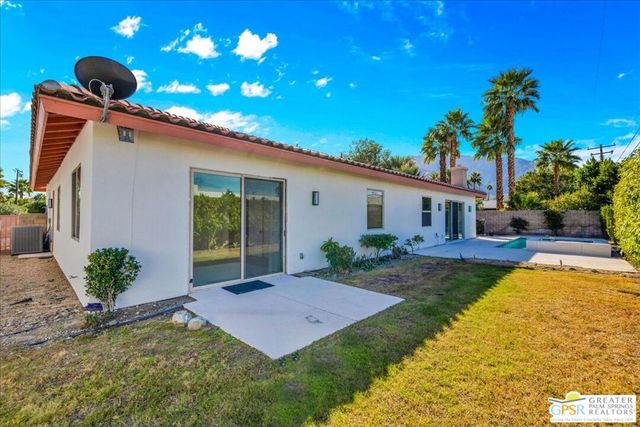 2222 E Wayne Road, Palm Springs, CA 92262