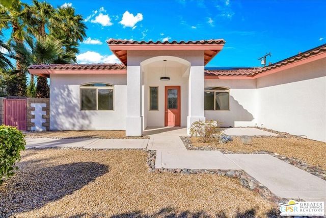 2222 E Wayne Road, Palm Springs, CA 92262