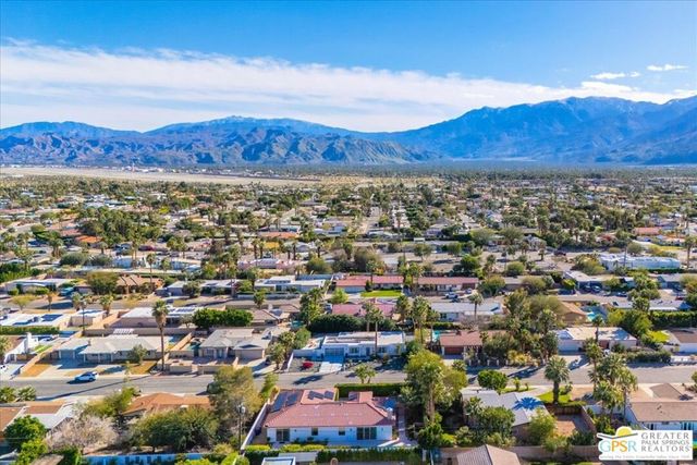 2222 E Wayne Road, Palm Springs, CA 92262