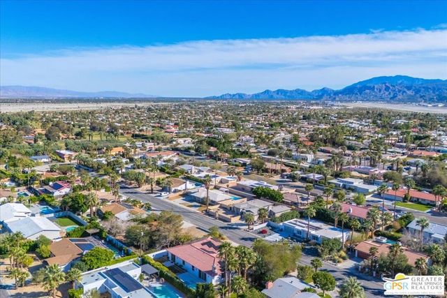 2222 E Wayne Road, Palm Springs, CA 92262