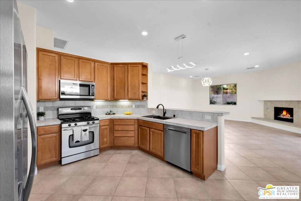 Image 15 of property listing at 2222 E Wayne Road, Palm Springs, CA 92262