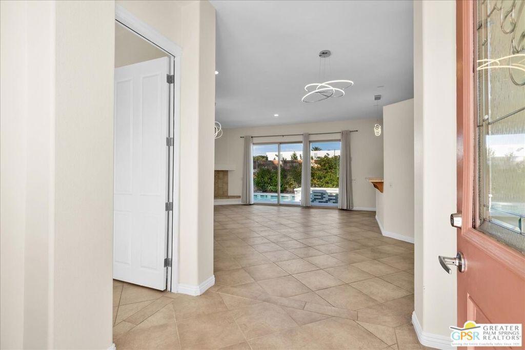 Image 7 of property listing at 2222 E Wayne Road, Palm Springs, CA 92262