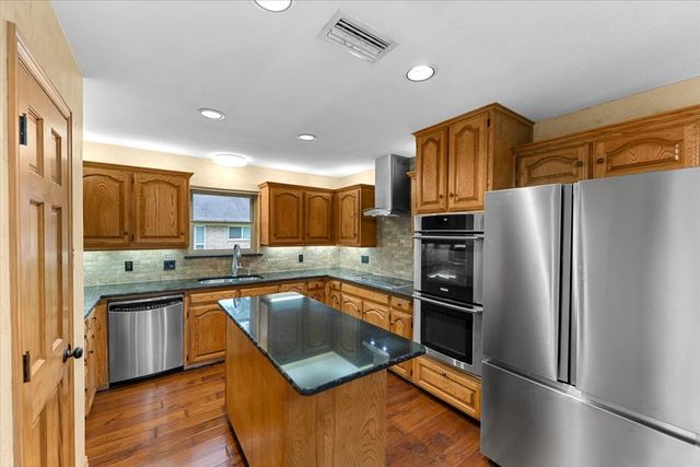 20 Timberline Drive, Trophy Club, TX 76262