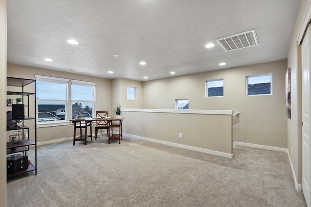 1638 W 68th Ave, Spokane, WA 99224