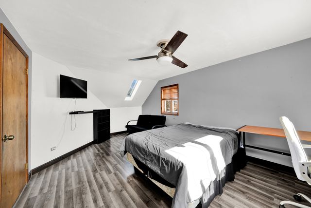 4033 W 109th Street, Oak Lawn, IL 60453