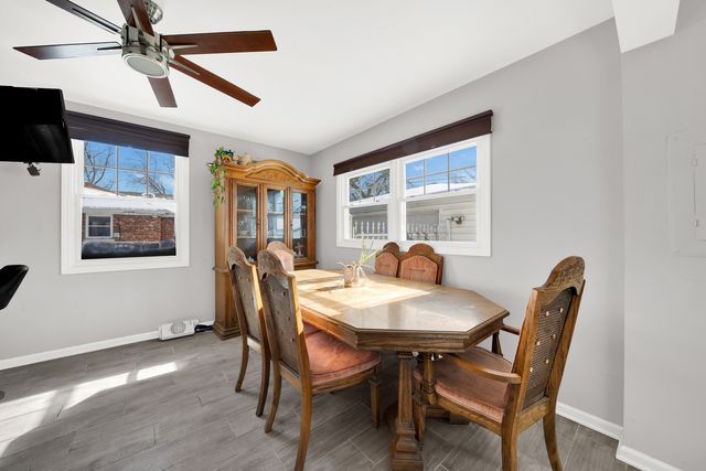 4033 W 109th Street, Oak Lawn, IL 60453