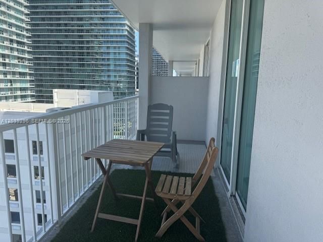 1250 S Miami Avenue 1607, Miami, FL 33130