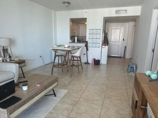 1250 S Miami Avenue 1607, Miami, FL 33130
