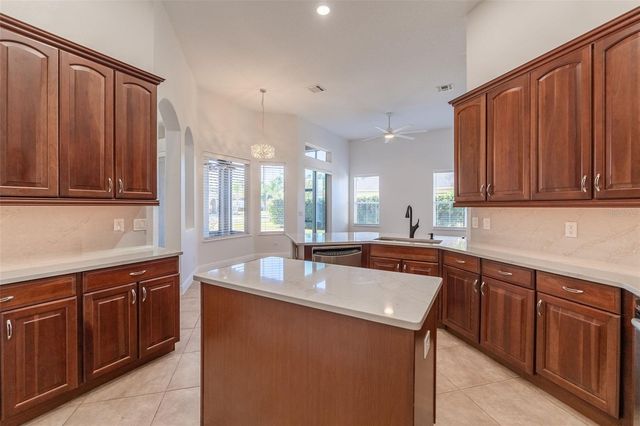 3715 SAFFLOWER TERRACE, Oviedo, FL 32766