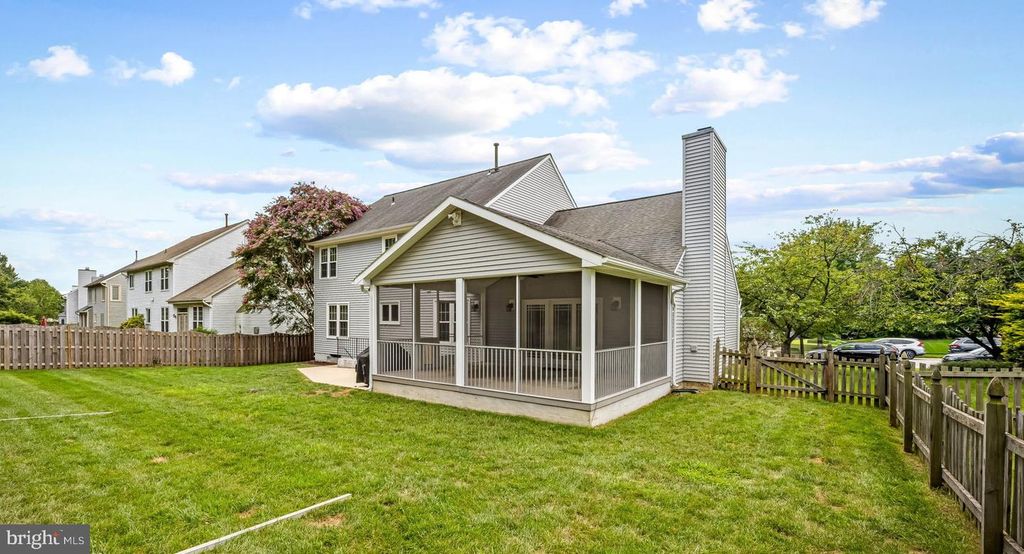 8266 GLENMAR RD NE, Ellicott City, MD 21043