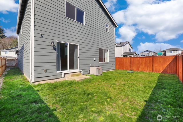 9118 Lady Slipper Street SE, Tumwater, WA 98501