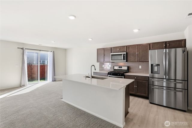 9118 Lady Slipper Street SE, Tumwater, WA 98501