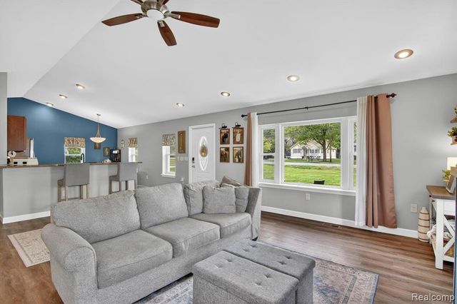1020 Savage Road, Belleville, MI 48111