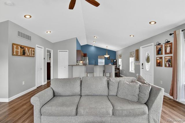 1020 Savage Road, Belleville, MI 48111