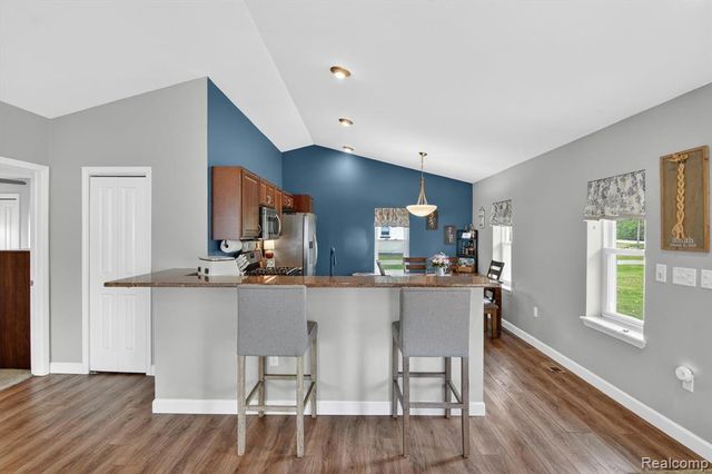 1020 Savage Road, Belleville, MI 48111