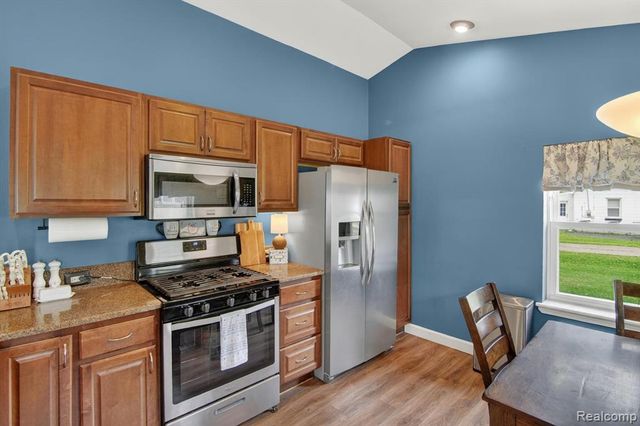 1020 Savage Road, Belleville, MI 48111