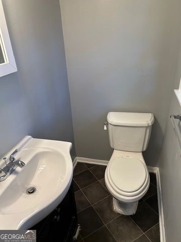 499 Oak Way, Lawrenceville, GA 30046