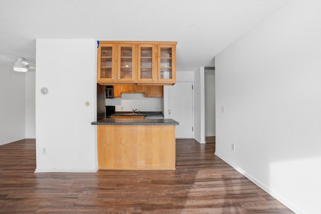 4130 Rahn Road 206, Eagan, MN 55122