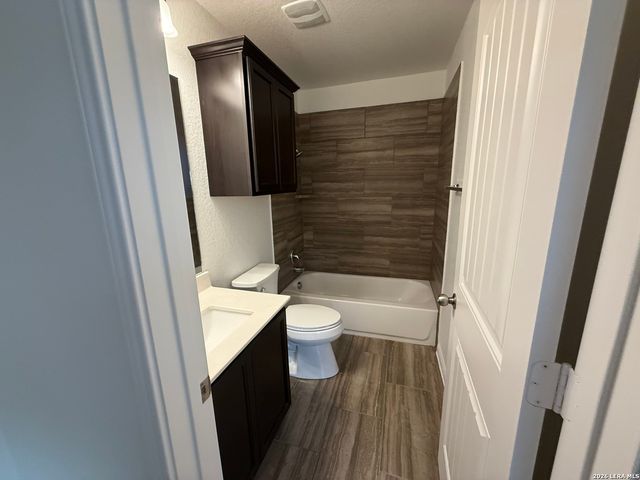 2257 Olive Hill Dr., New Braunfels, TX 78130