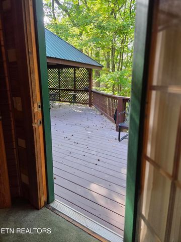 2213 E View Drive, Sevierville, TN 37876