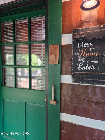 2213 E View Drive, Sevierville, TN 37876