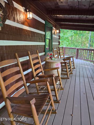 2213 E View Drive, Sevierville, TN 37876