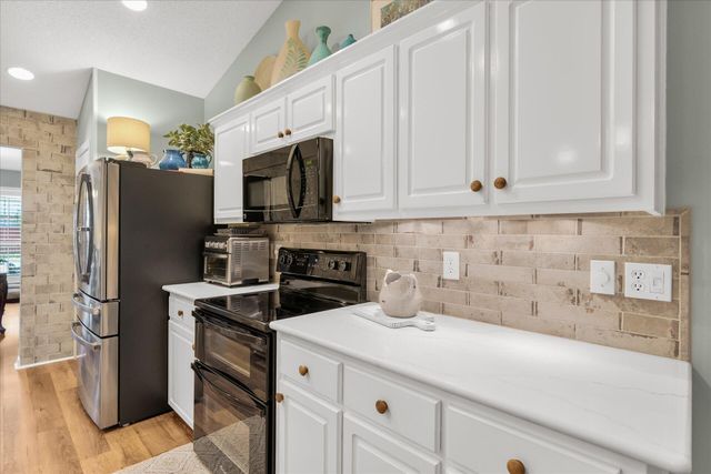 9418 Pouder Lane, Navarre, FL 32566