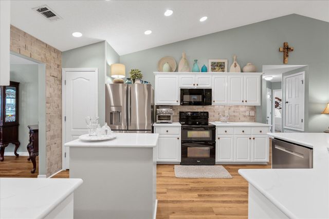 9418 Pouder Lane, Navarre, FL 32566