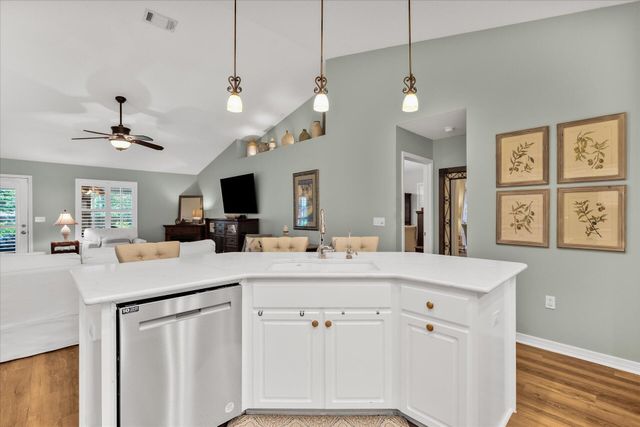 9418 Pouder Lane, Navarre, FL 32566