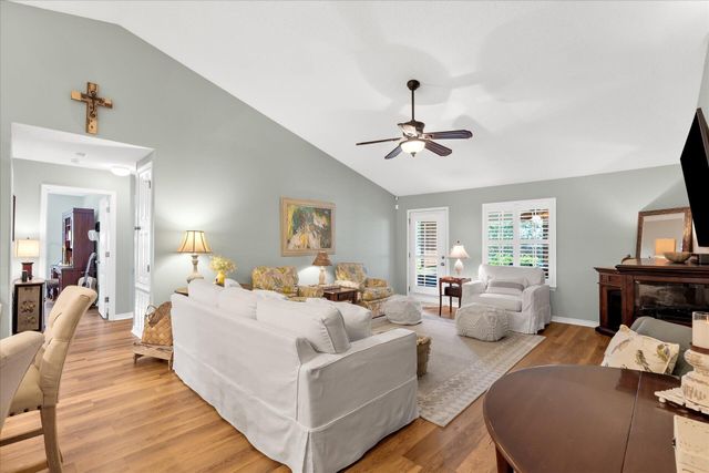 9418 Pouder Lane, Navarre, FL 32566