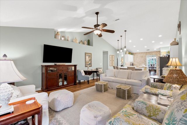 9418 Pouder Lane, Navarre, FL 32566