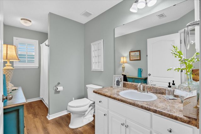 9418 Pouder Lane, Navarre, FL 32566