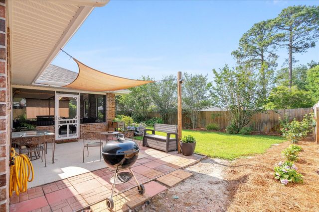 9418 Pouder Lane, Navarre, FL 32566