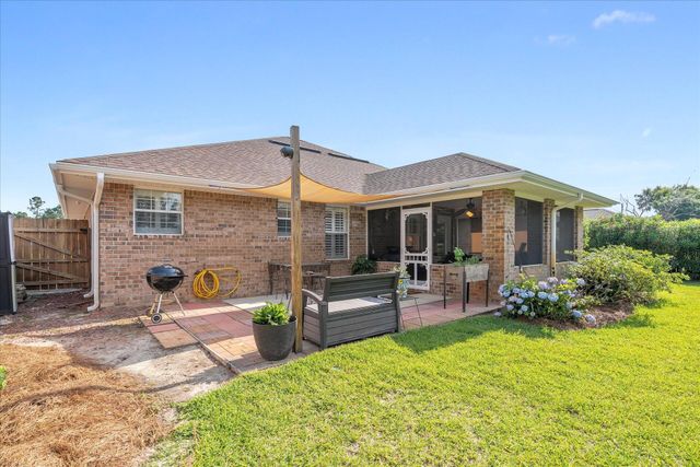 9418 Pouder Lane, Navarre, FL 32566