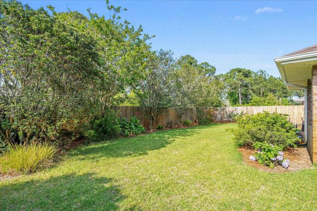 9418 Pouder Lane, Navarre, FL 32566